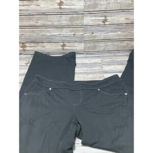 Athleta‎ Women’s Leggings Black Size Medium Petite Pilling